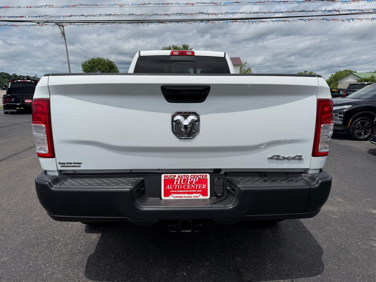 RAM 3500 Tradesman 4x4 Crew Cab 8' Box 2022