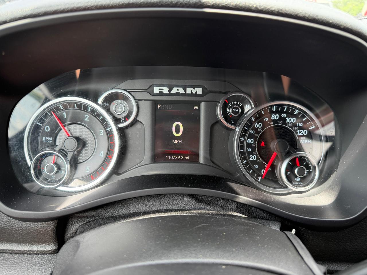 RAM 3500 Tradesman 4x4 Crew Cab 8' Box 2022