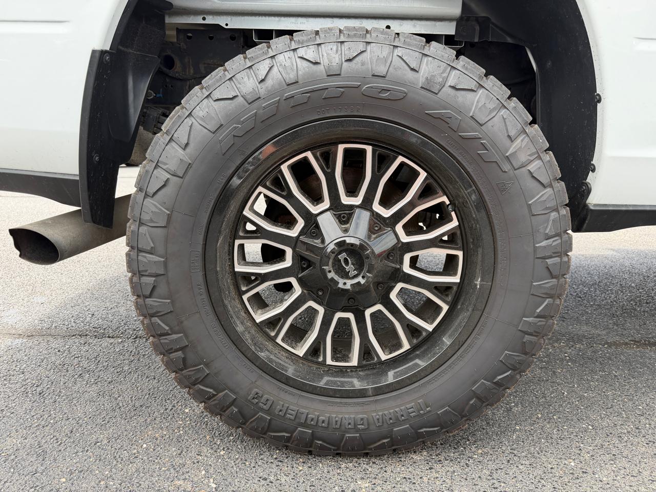 RAM 3500 Tradesman 4x4 Crew Cab 8' Box 2022