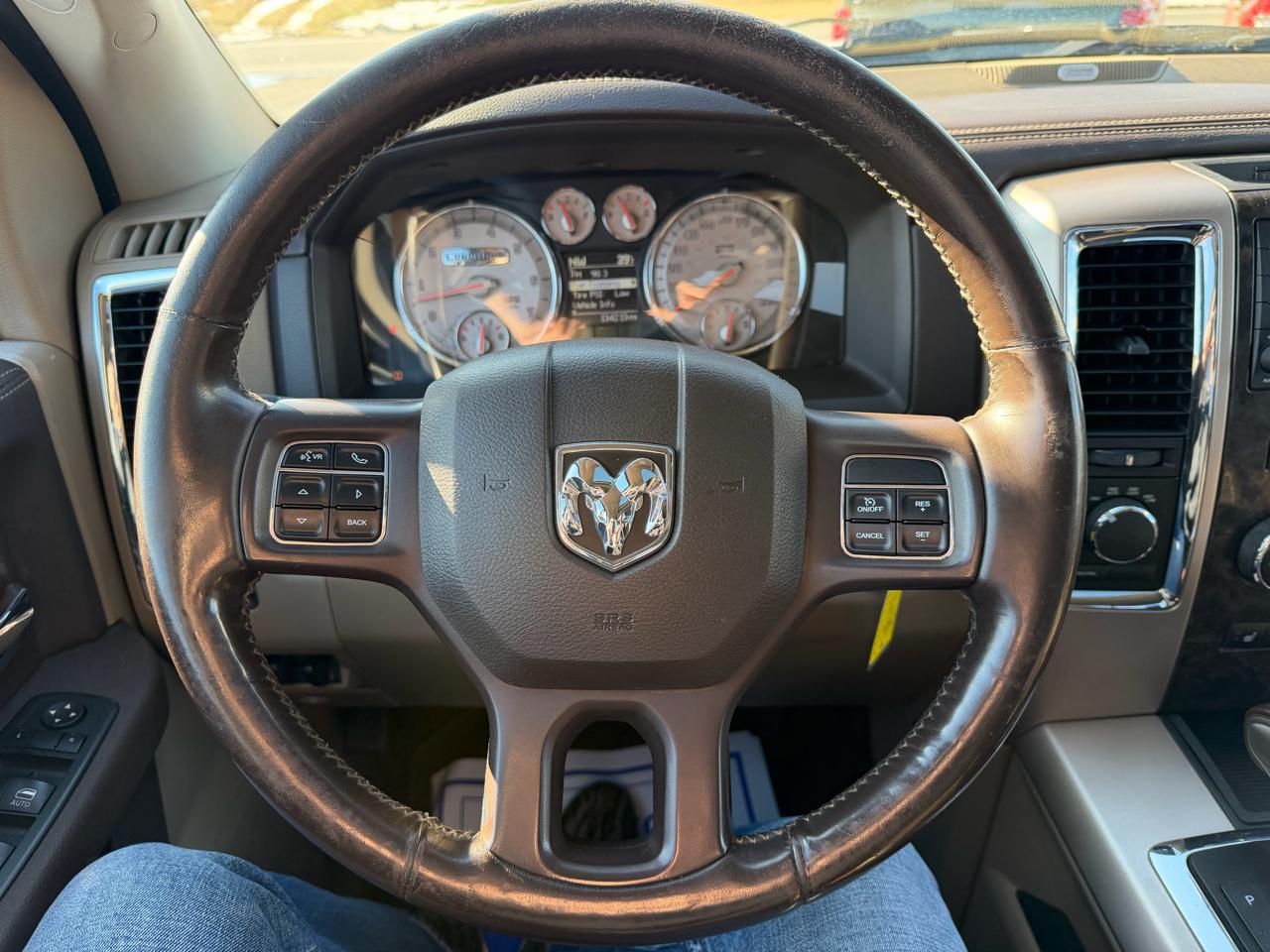 RAM 1500 4WD Crew Cab 140.5" Laramie Longhorn Edition 2012