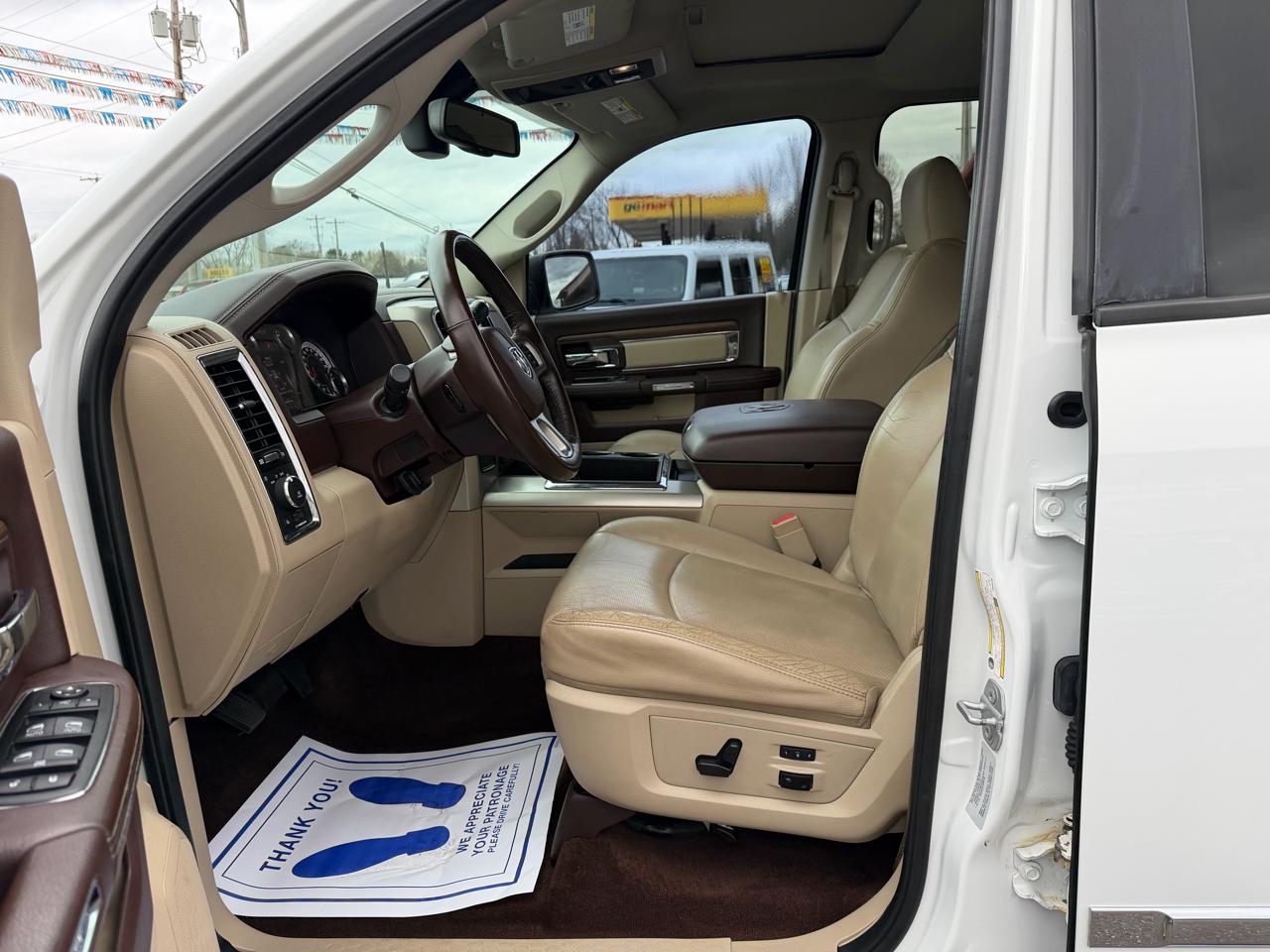 RAM 2500 4WD Crew Cab 149" Laramie 2015