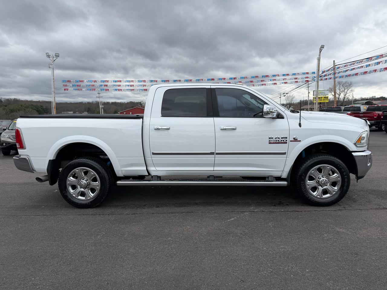 RAM 2500 4WD Crew Cab 149" Laramie 2015