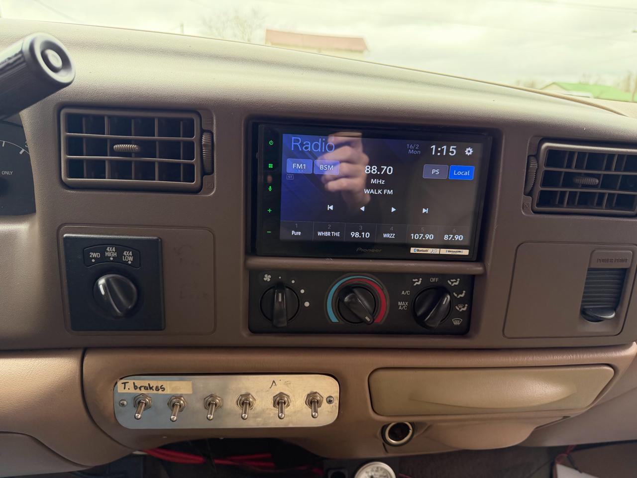 Ford Super Duty F-250 Crew Cab 156" Lariat 4WD 1999