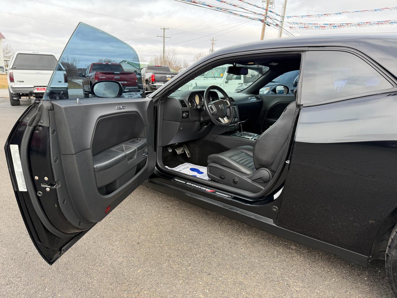 Dodge Challenger 2dr Cpe R/T Classic 2012