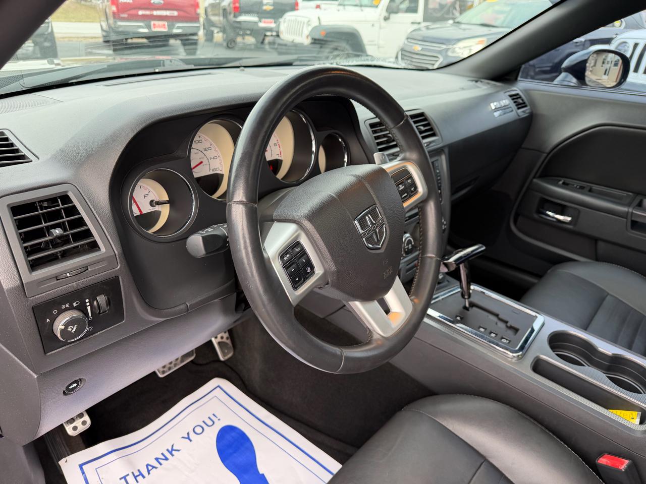 Dodge Challenger 2dr Cpe R/T Classic 2012