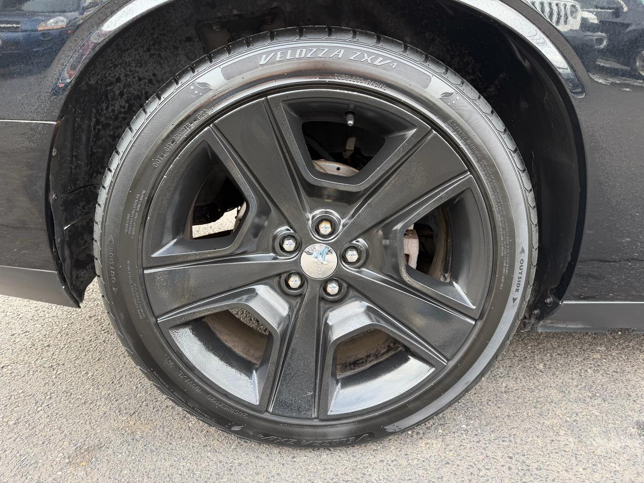 Dodge Challenger 2dr Cpe R/T Classic 2012