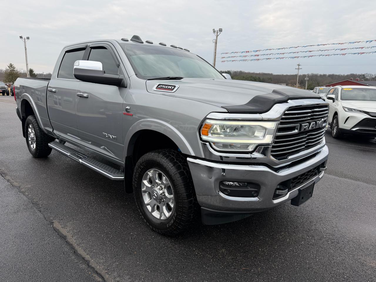 RAM 2500 Laramie 4x4 Crew Cab 6'4" Box 2022