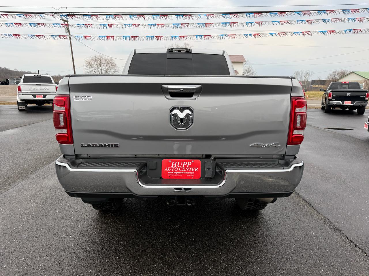 RAM 2500 Laramie 4x4 Crew Cab 6'4" Box 2022