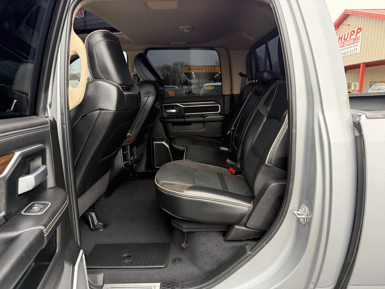 RAM 2500 Laramie 4x4 Crew Cab 6'4" Box 2022