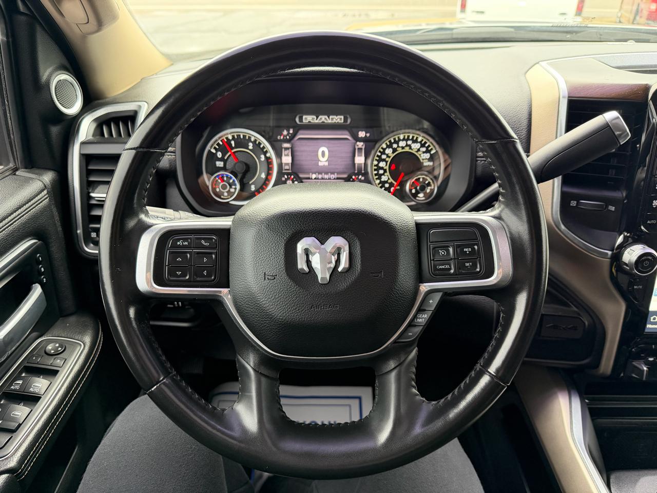 RAM 2500 Laramie 4x4 Crew Cab 6'4" Box 2022