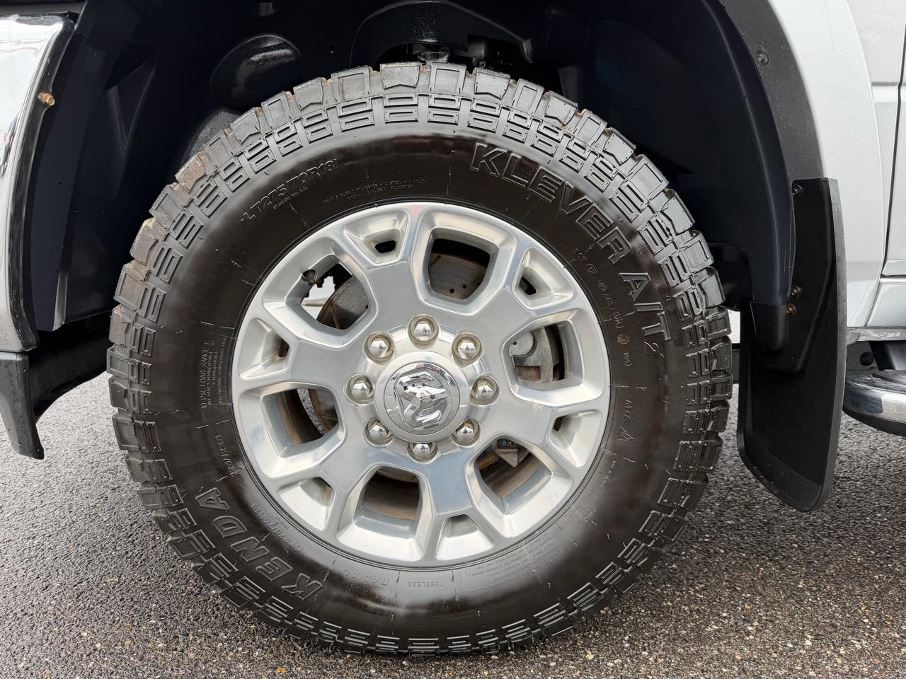 RAM 2500 Laramie 4x4 Crew Cab 6'4" Box 2022