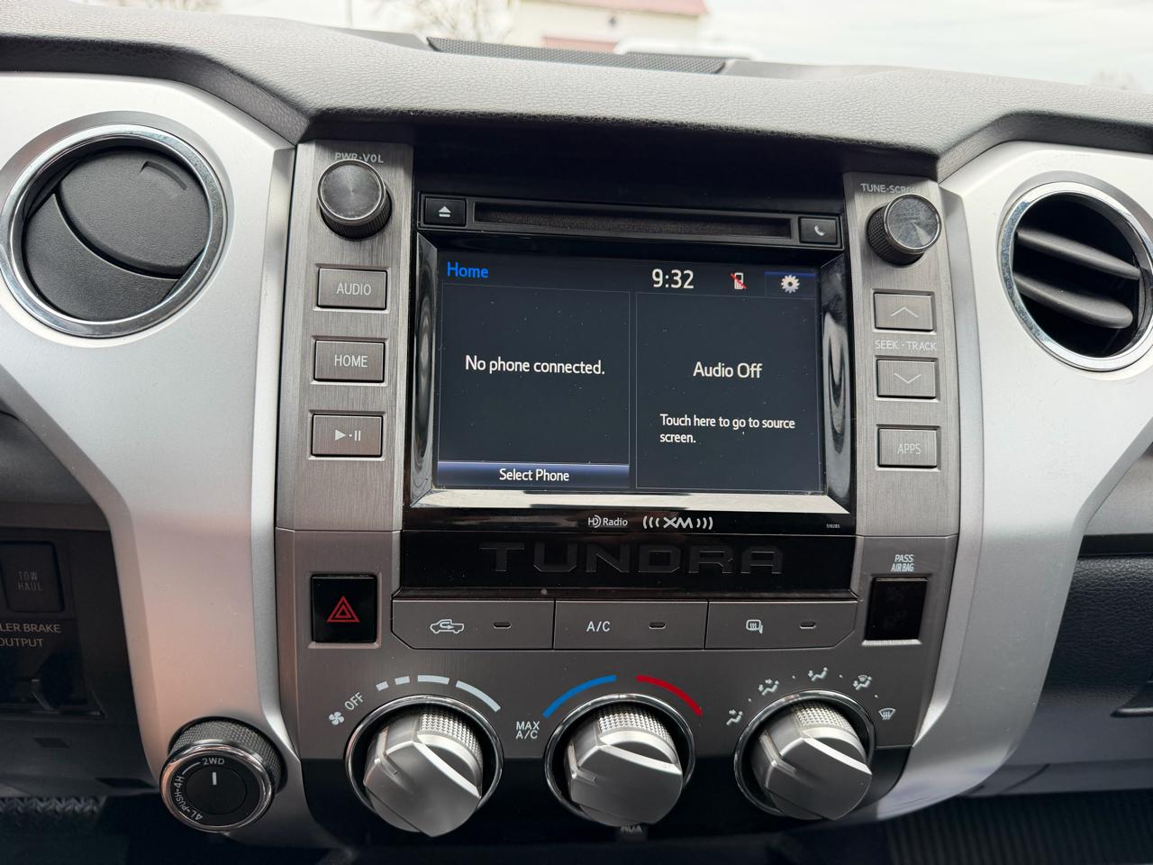 Toyota Tundra 4WD Limited Double Cab 6.5' Bed 5.7L FFV (Natl) 2018