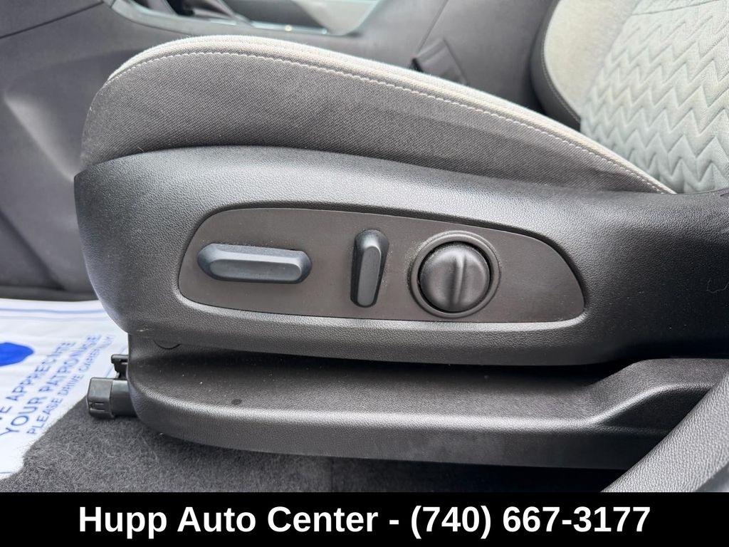 Chevrolet Equinox AWD 4dr LT w/1LT 2023