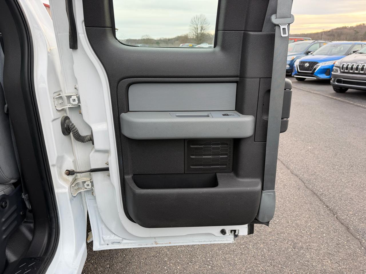 Ford F-150 4WD SuperCab 145" XLT 2014