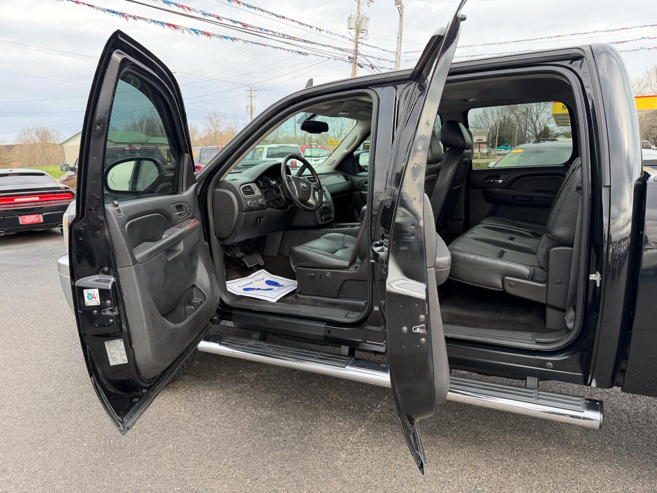 Chevrolet Silverado 2500HD 4WD Crew Cab 153.7" LTZ 2013