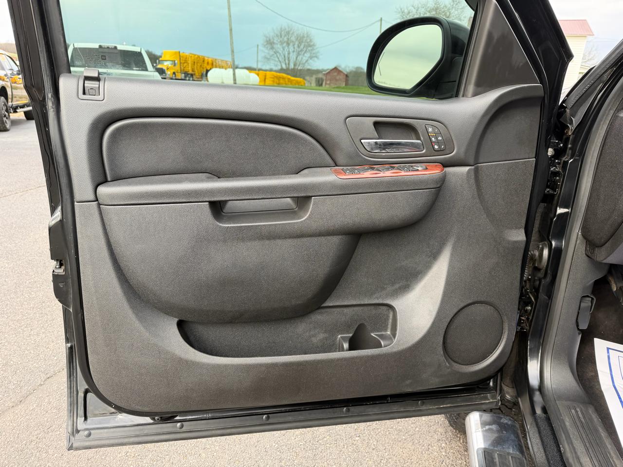 Chevrolet Silverado 2500HD 4WD Crew Cab 153.7" LTZ 2013