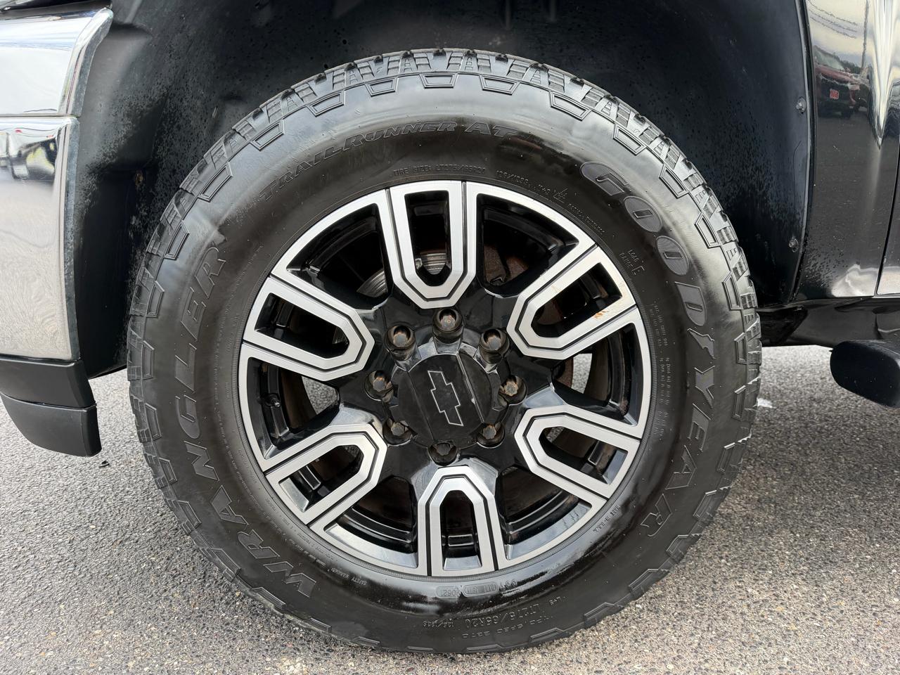 Chevrolet Silverado 2500HD 4WD Crew Cab 153.7" LTZ 2013