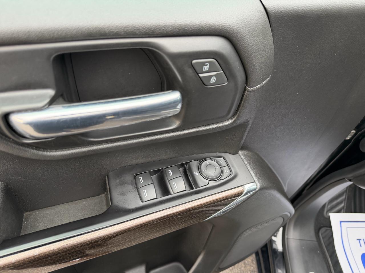 Chevrolet Silverado 1500 4WD Crew Cab 147" LT 2020