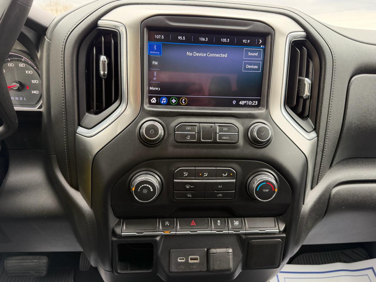 Chevrolet Silverado 1500 4WD Crew Cab 147" LT 2020