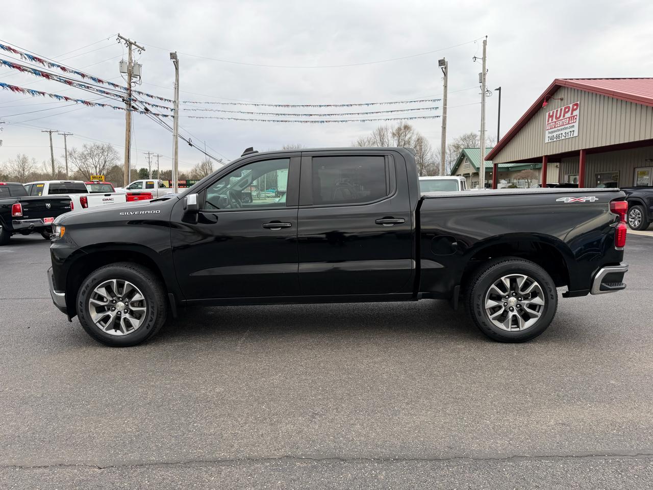 Chevrolet Silverado 1500 4WD Crew Cab 147" LT 2020