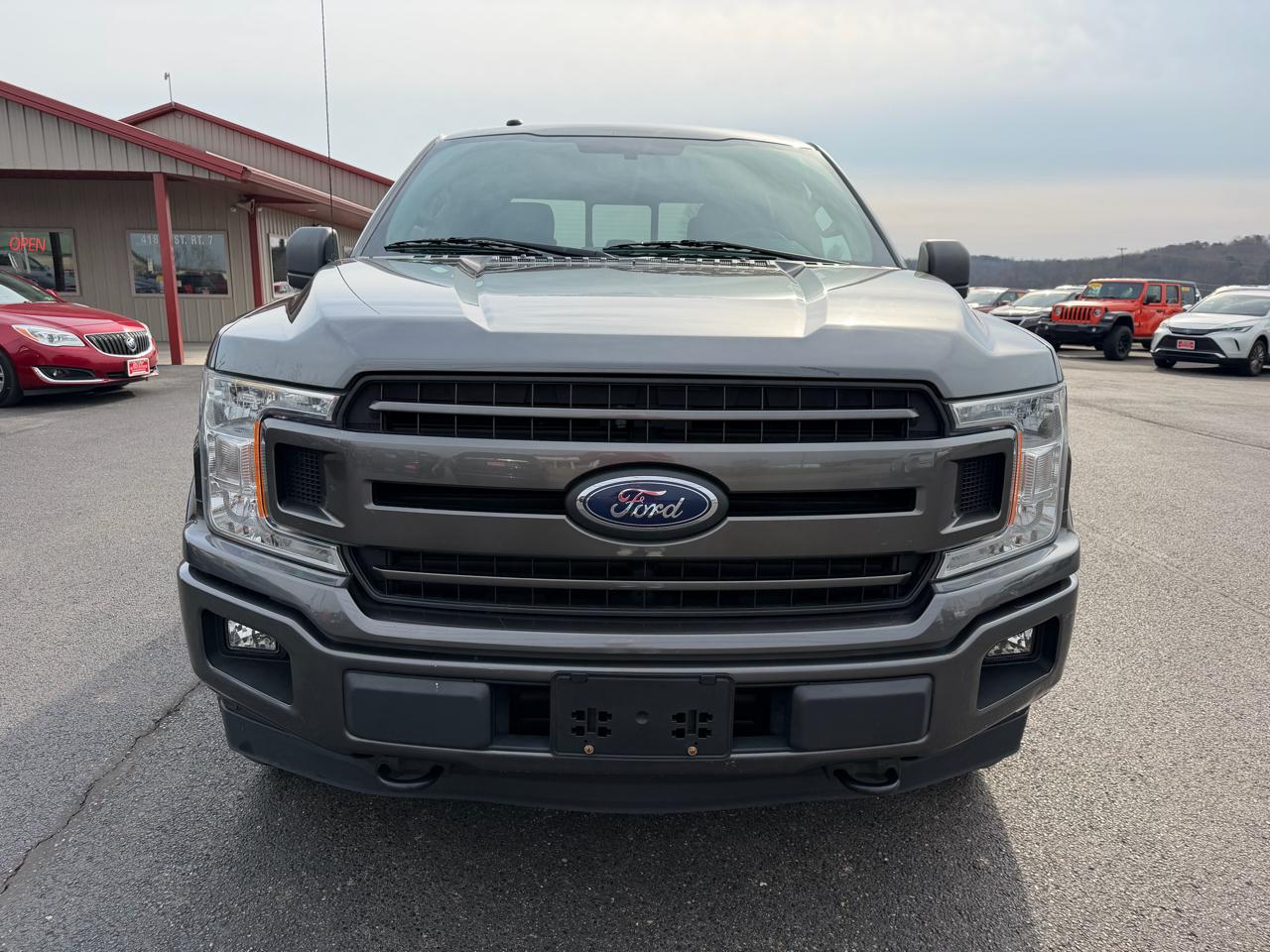 Ford F-150 XLT 4WD 2018