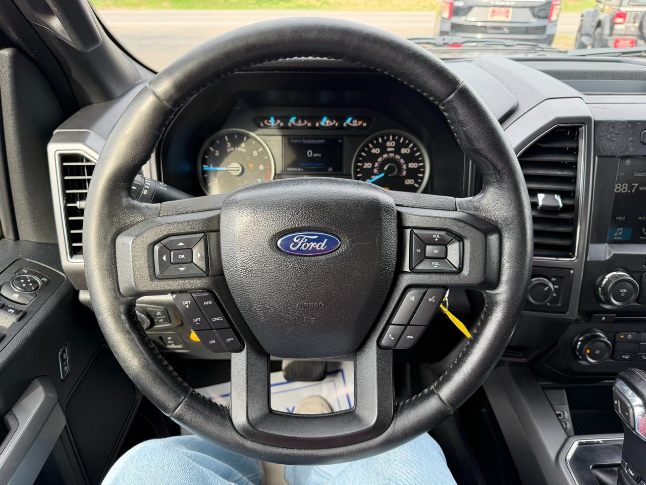 Ford F-150 XLT 4WD 2018