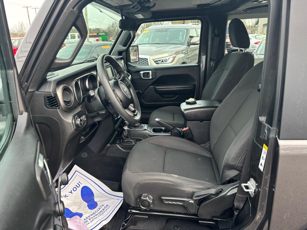 Jeep Wrangler Sport 4x4 2019