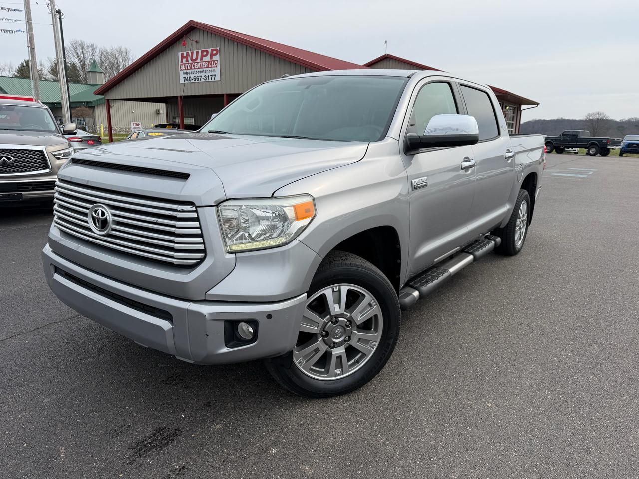Toyota Tundra 4WD Truck CrewMax 5.7L FFV V8 6-Spd AT Platinum (Natl) 2015