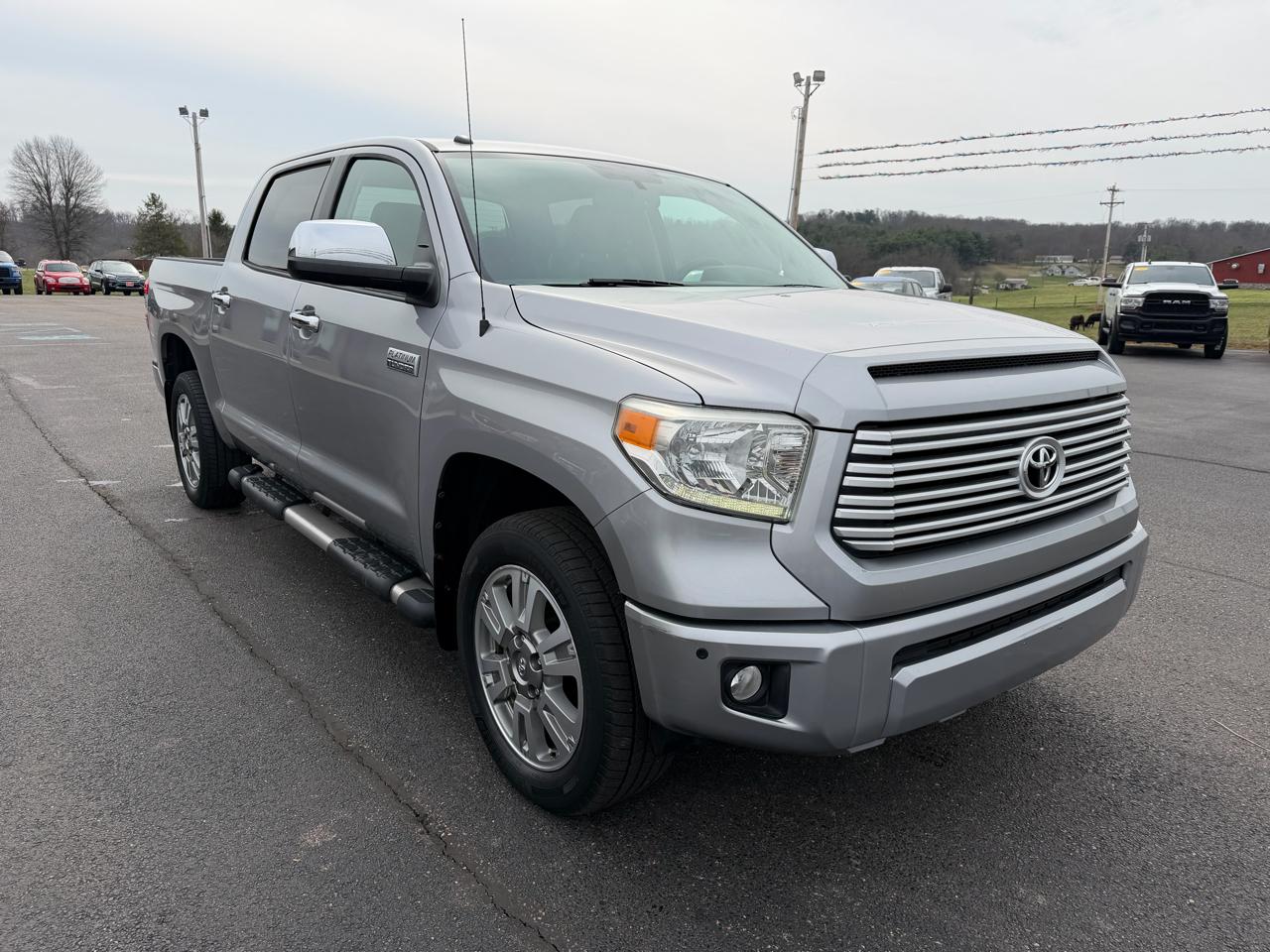 Toyota Tundra 4WD Truck CrewMax 5.7L FFV V8 6-Spd AT Platinum (Natl) 2015