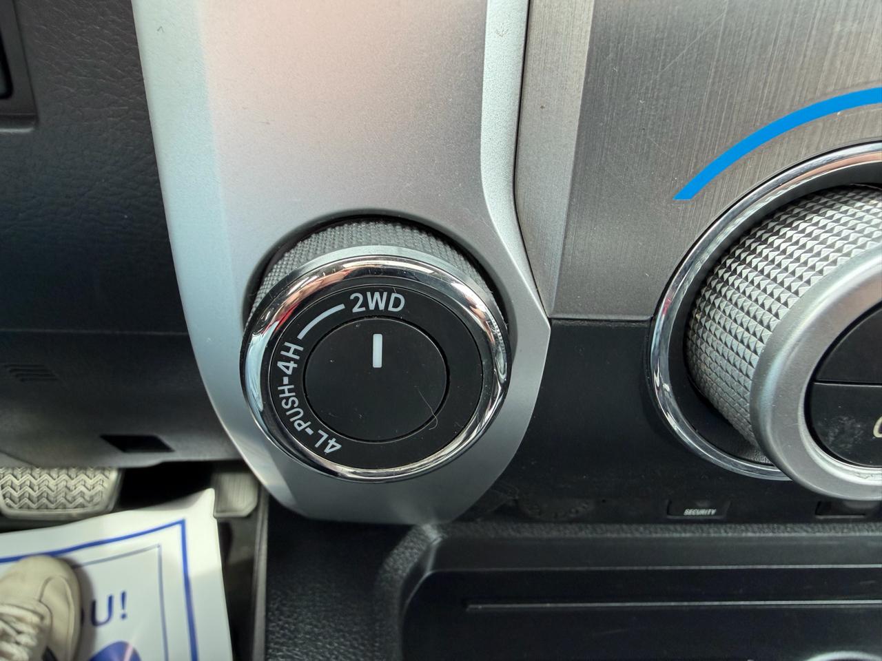 Toyota Tundra 4WD Truck CrewMax 5.7L FFV V8 6-Spd AT Platinum (Natl) 2015