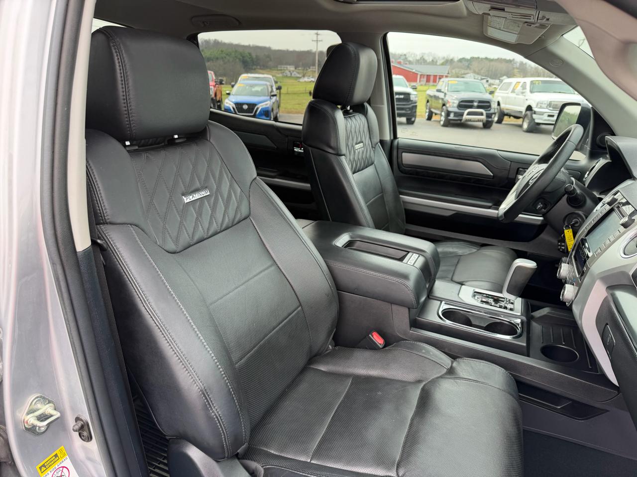 Toyota Tundra 4WD Truck CrewMax 5.7L FFV V8 6-Spd AT Platinum (Natl) 2015