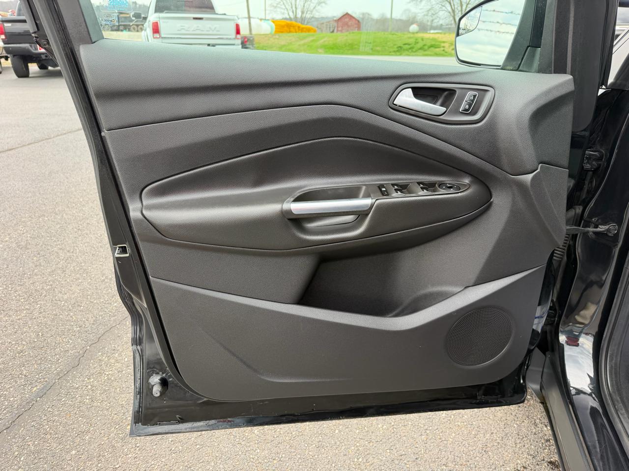 Ford Escape FWD 4dr SE 2014