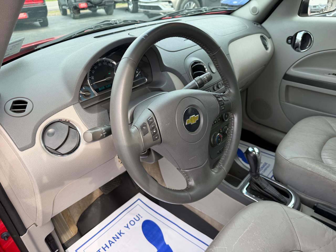 Chevrolet HHR FWD 4dr LT w/2LT 2011