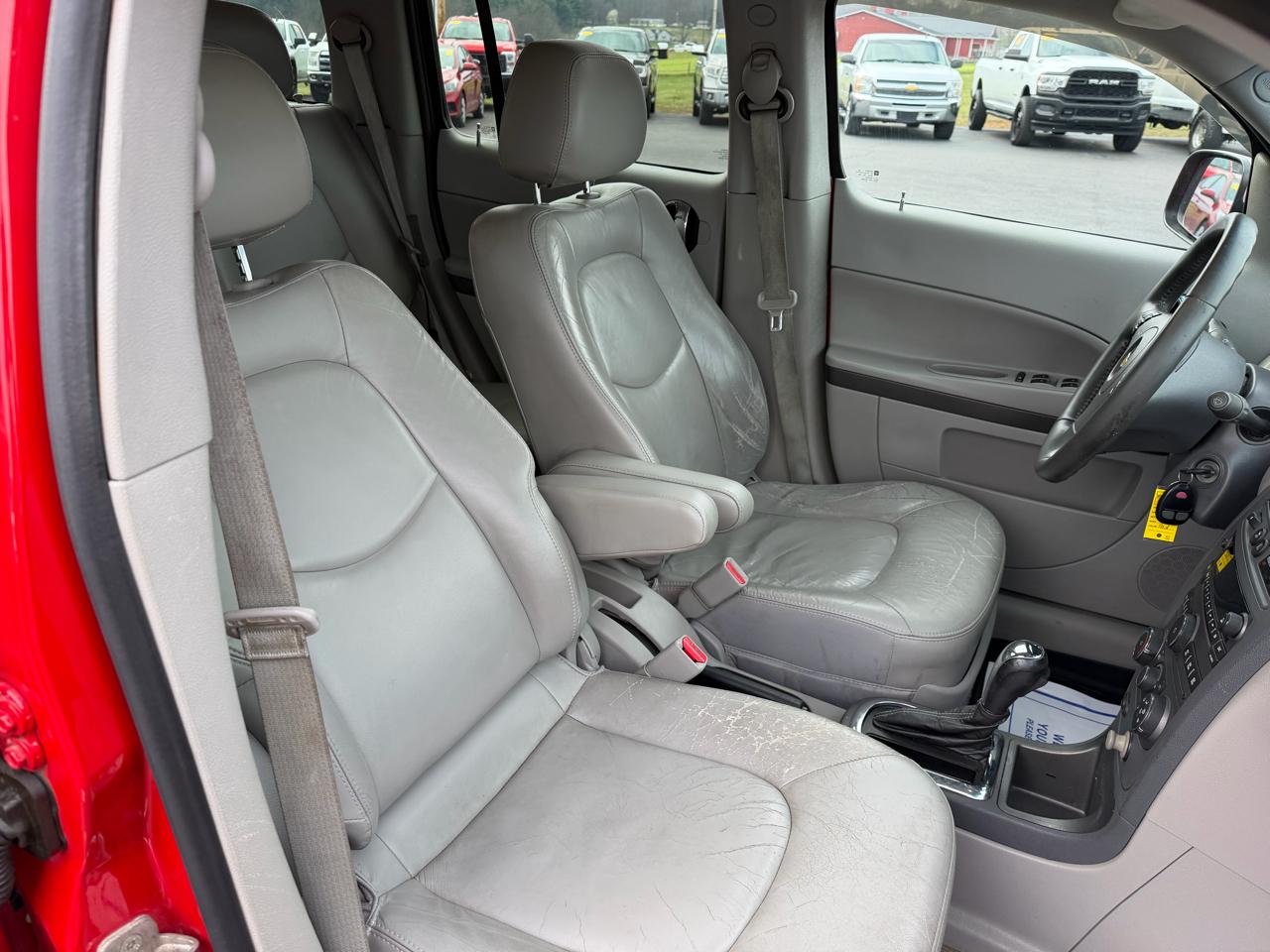 Chevrolet HHR FWD 4dr LT w/2LT 2011