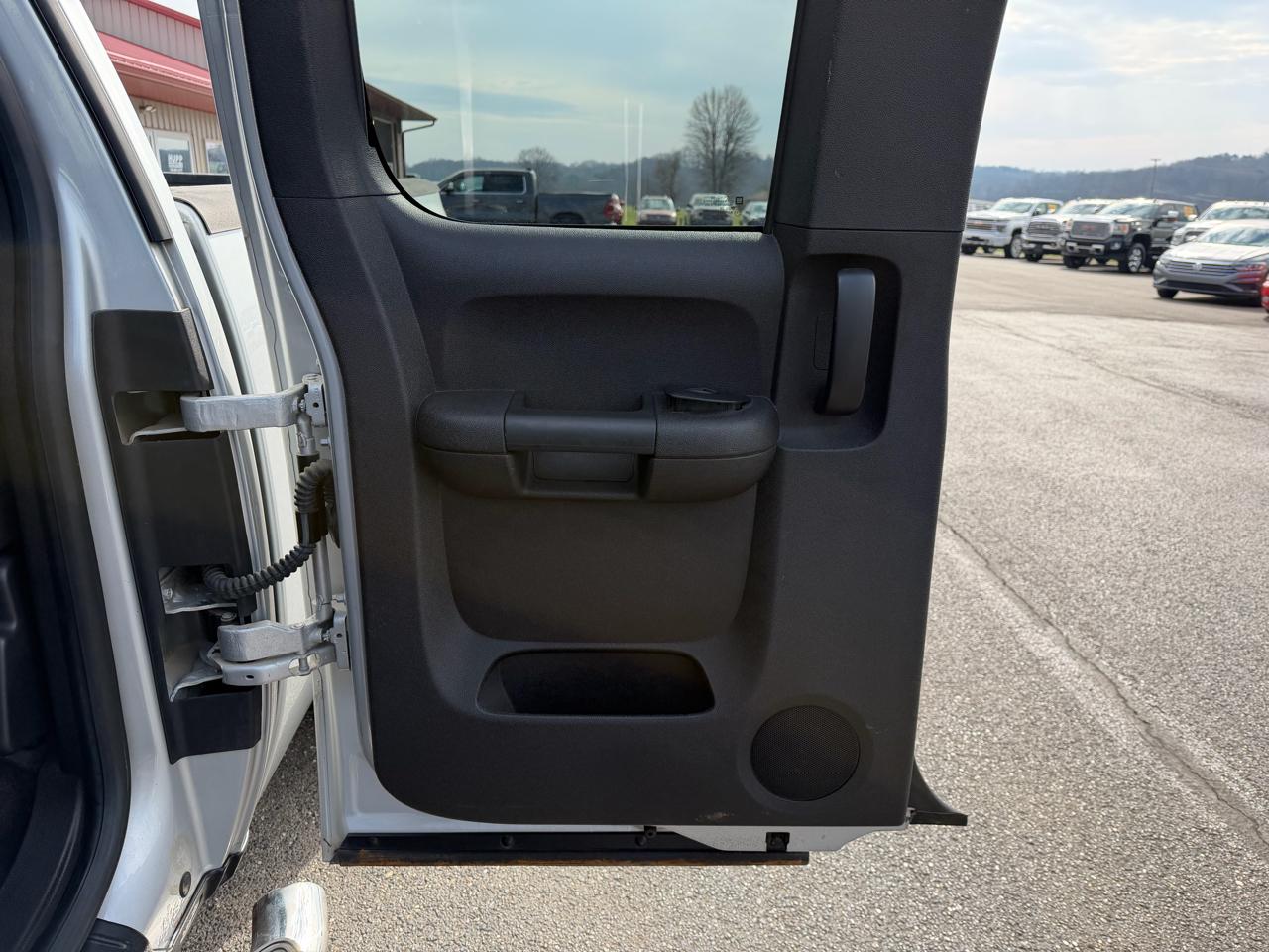 Chevrolet Silverado 1500 4WD Ext Cab 143.5" LT 2013