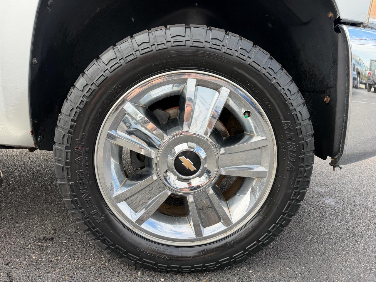 Chevrolet Silverado 1500 4WD Ext Cab 143.5" LT 2013