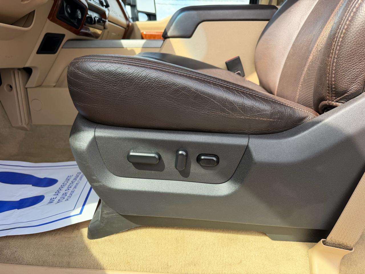 Ford Super Duty F-350 SRW  2015
