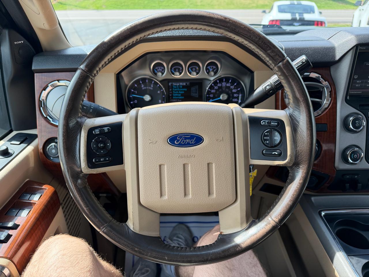 Ford Super Duty F-350 SRW  2015