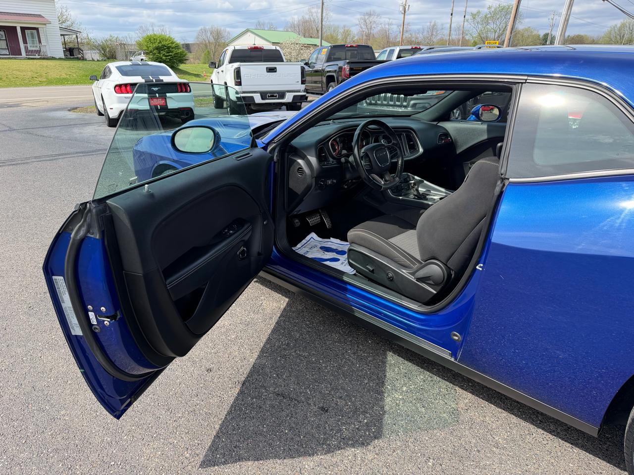 Dodge Challenger SRT Hellcat RWD 2020