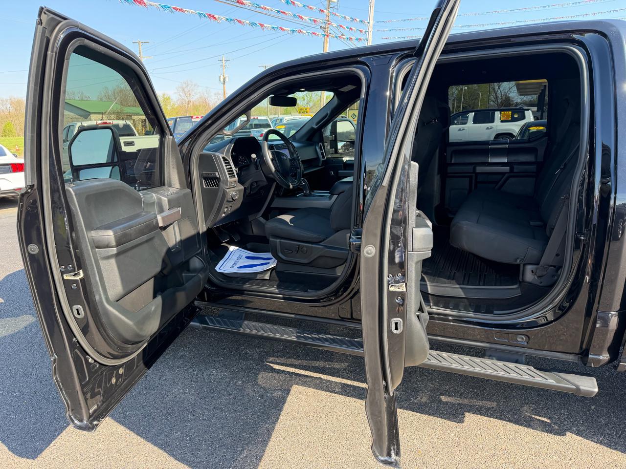 Ford F-150 XLT 4WD 2019