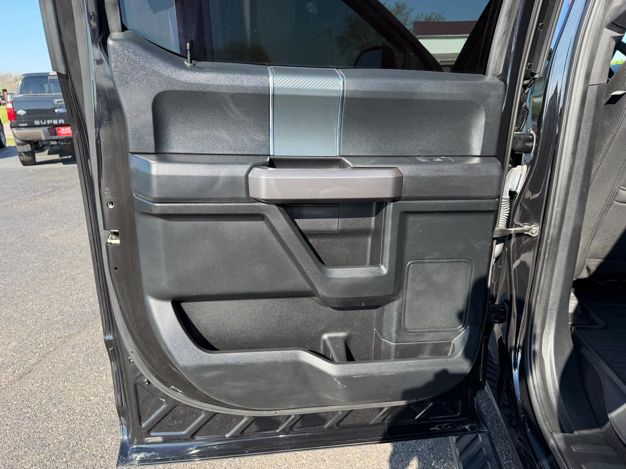 Ford F-150 XLT 4WD 2019