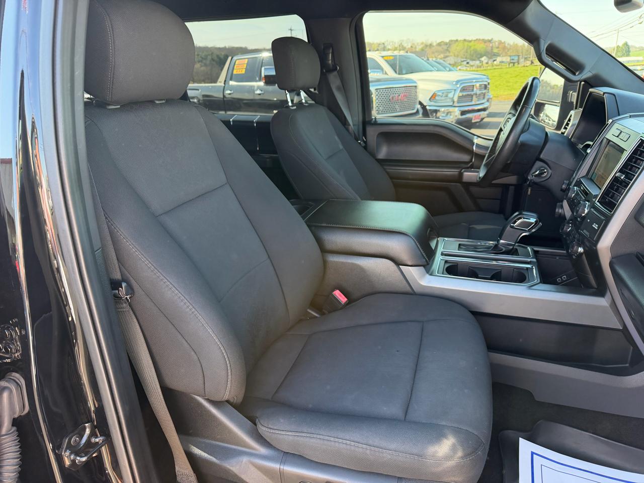 Ford F-150 XLT 4WD 2019