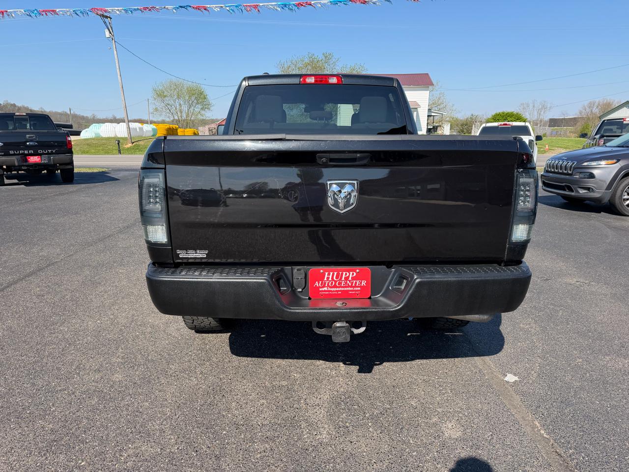 RAM 1500 Classic Express 4x4 Quad Cab 6'4" Box 2019