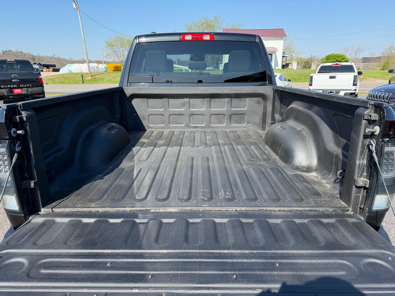 RAM 1500 Classic Express 4x4 Quad Cab 6'4" Box 2019