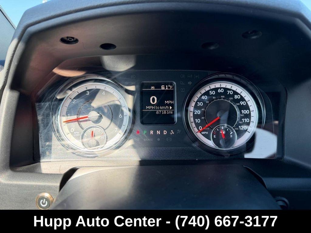 RAM 1500 Classic Express 4x4 Quad Cab 6'4" Box 2019
