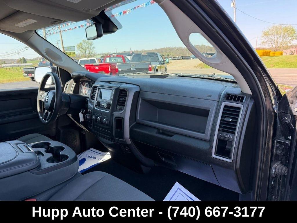 RAM 1500 Classic Express 4x4 Quad Cab 6'4" Box 2019