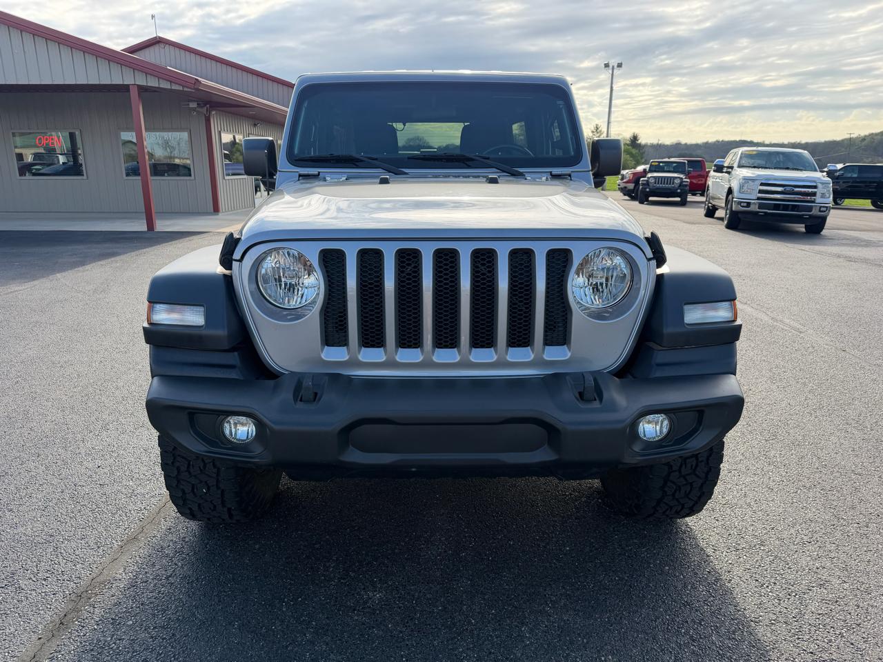 Jeep Wrangler Unlimited Sport S 4x4 2018