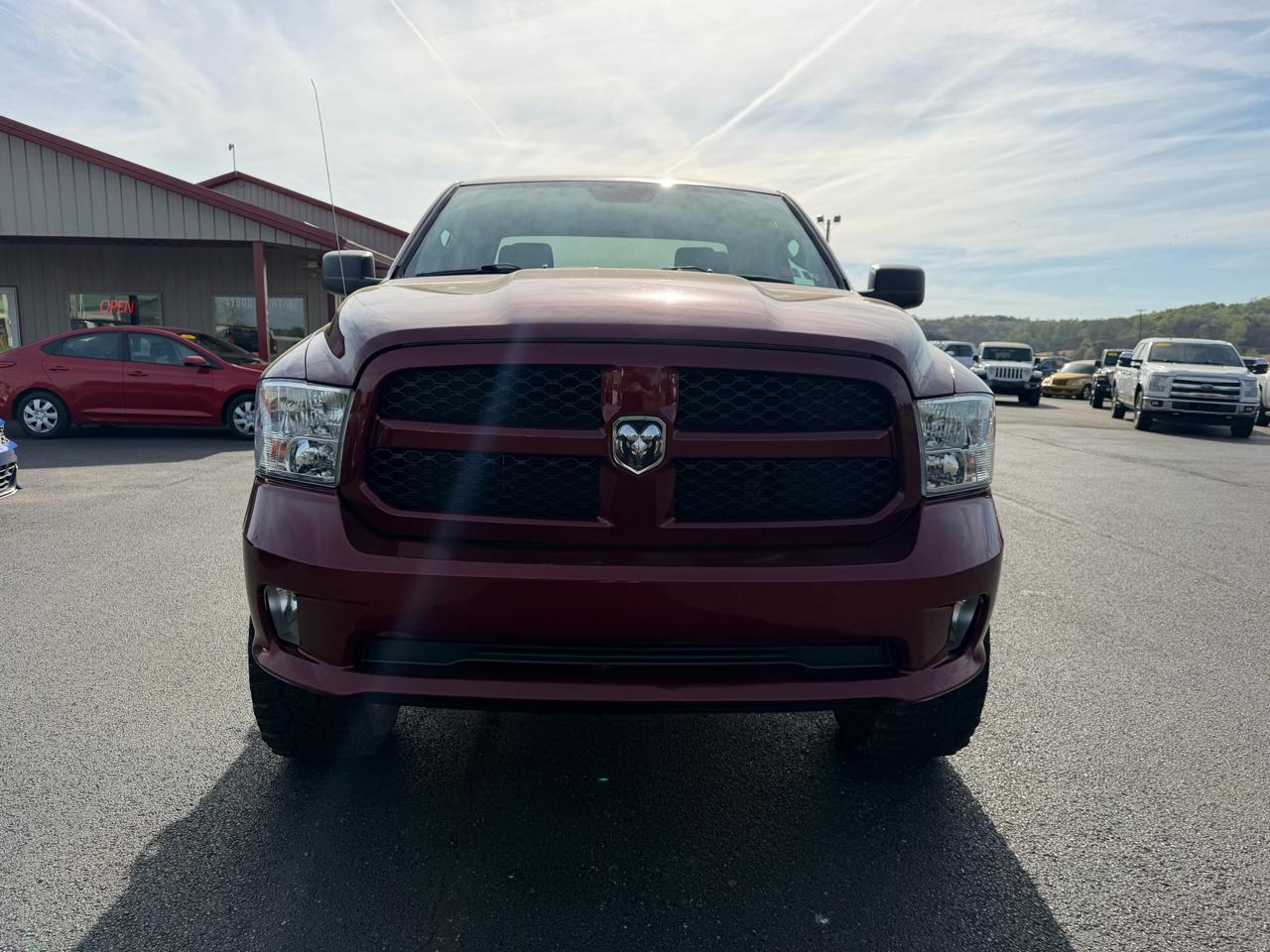 RAM 1500 Classic Express 4x4 Quad Cab 6'4" Box 2019