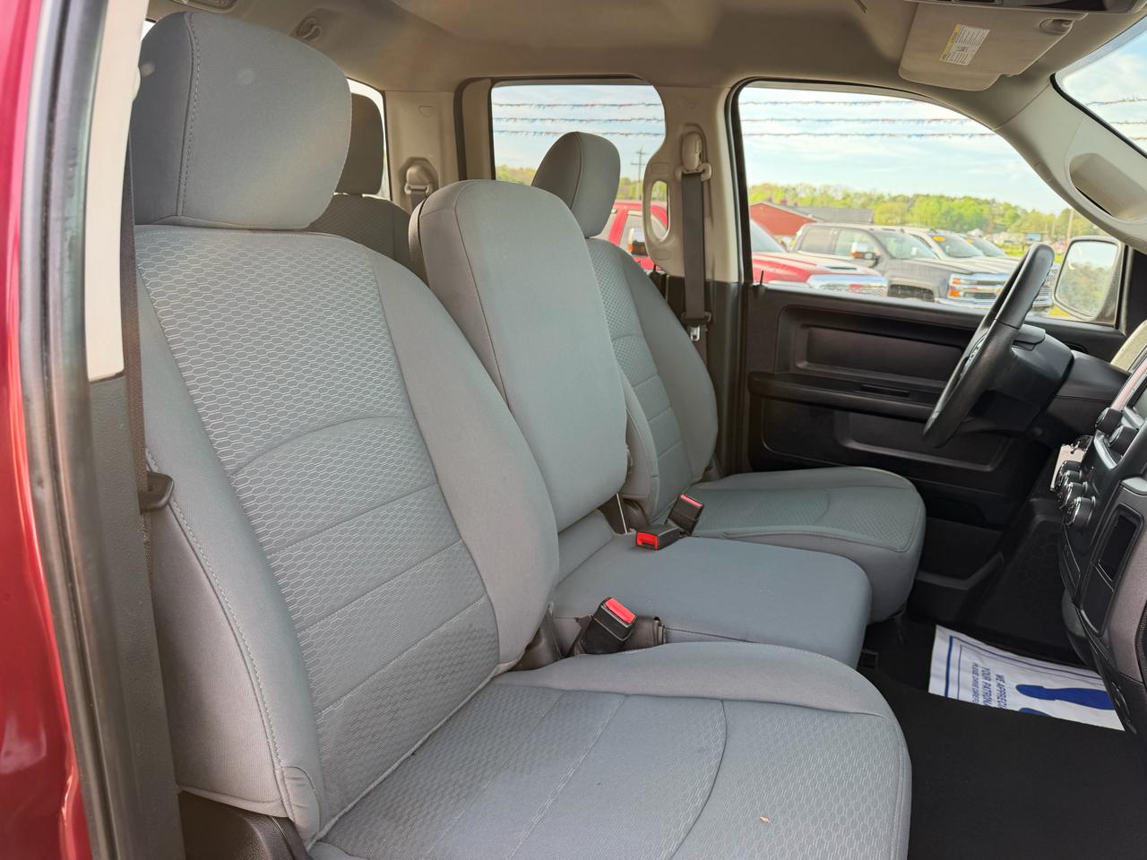 RAM 1500 Classic Express 4x4 Quad Cab 6'4" Box 2019