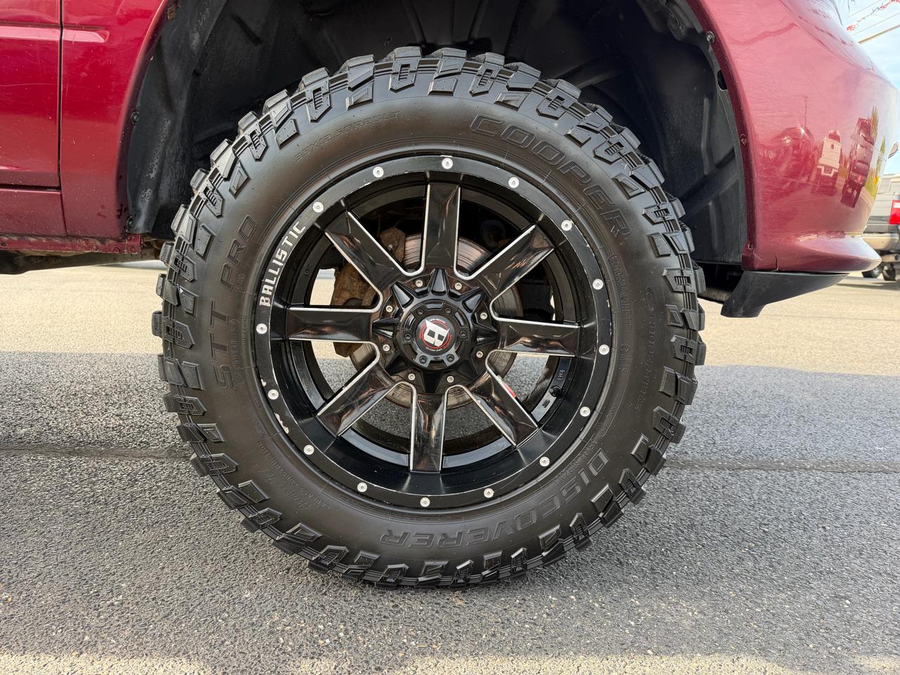 RAM 1500 Classic Express 4x4 Quad Cab 6'4" Box 2019